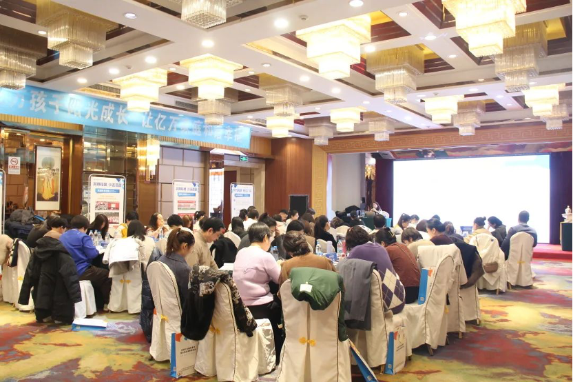 项目回顾｜我院于2022年为省内中小学老师开展心理学研修班(图1)